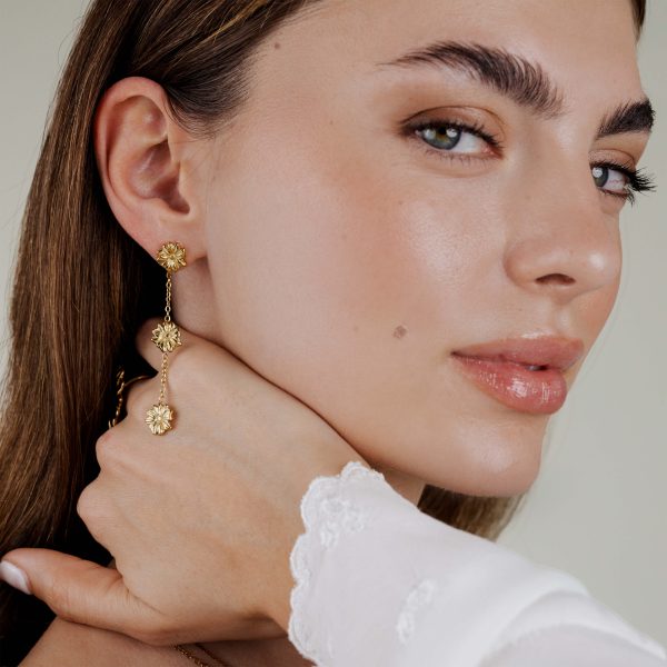 Petal Fall Studs Gold Mode – Bild 2